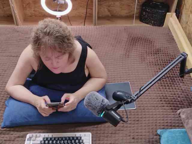 Julia-79