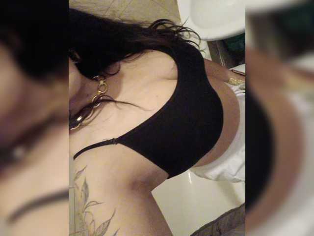 Sofa999 live cam on BongaCams