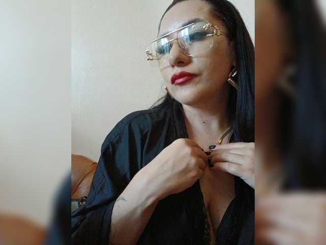 Sofa999 live cam on BongaCams