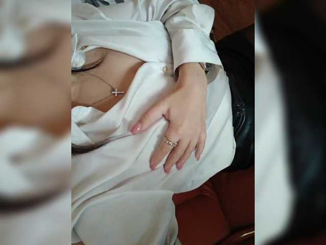 Sofa999, live now on BongaCams