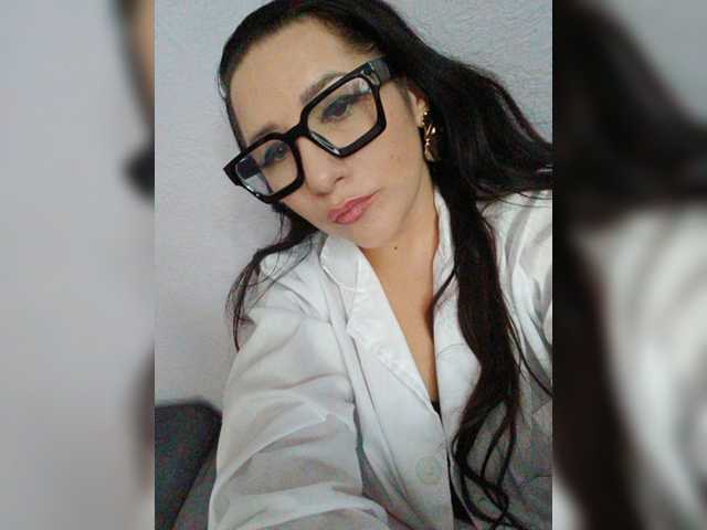 Sofa999 live cam on BongaCams