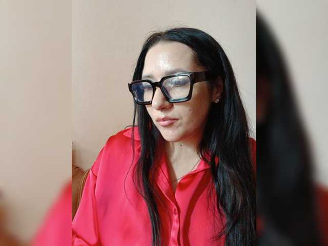 Sofa999, en directo ahora en BongaCams
