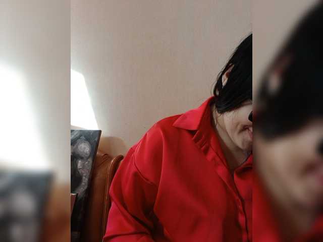 Sofa999, en directo ahora en BongaCams