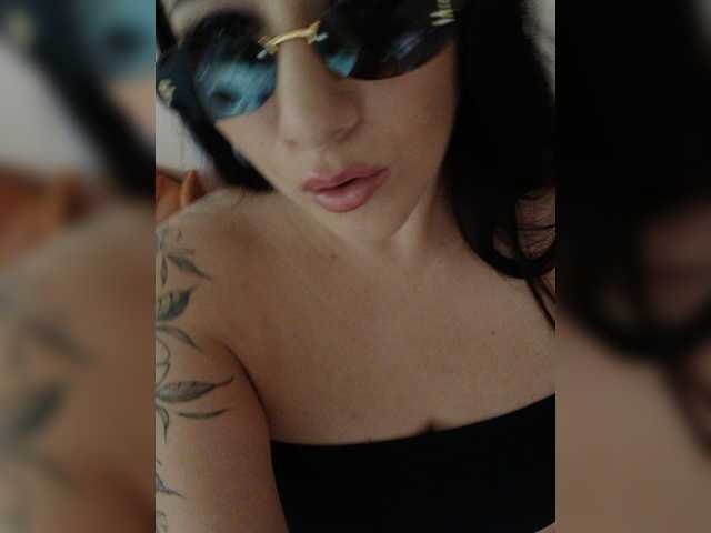 Sofa999 live cam on BongaCams