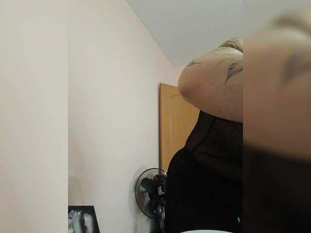 Sofa999 live cam on BongaCams