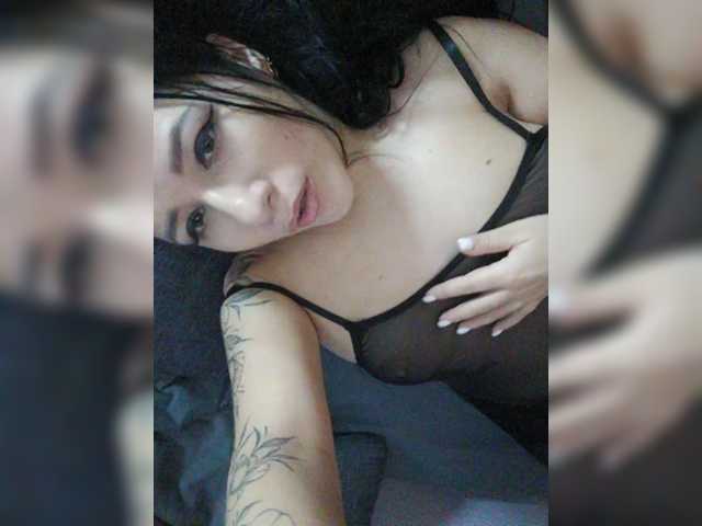 Sofa999 live cam on BongaCams