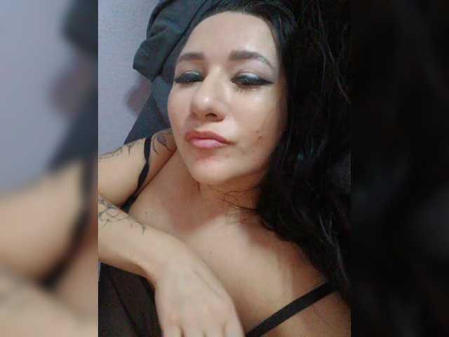 Sofa999 live cam on BongaCams