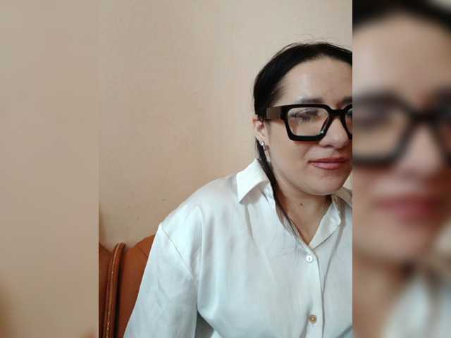 Sofa999, live now on BongaCams