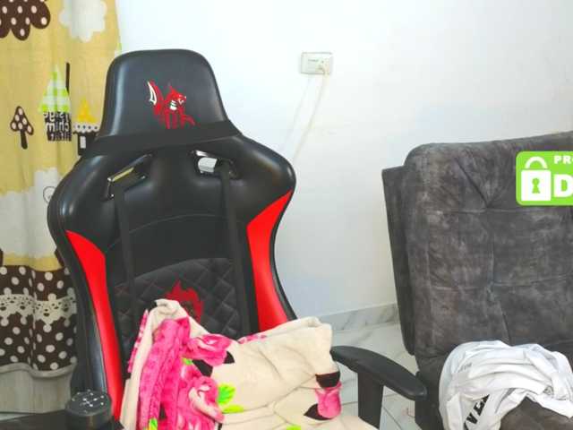 Naughty-Sharon69 live webcam show