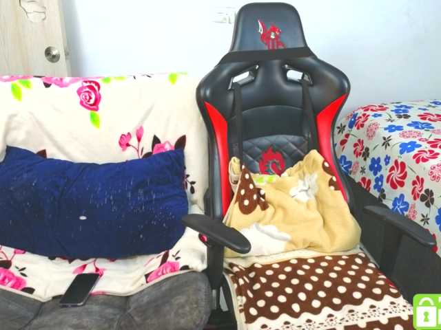 Naughty-Sharon69 live cam on BongaCams