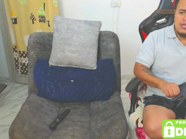 Naughty-Sharon69 live cam on BongaCams