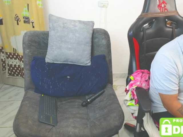 Naughty-Sharon69 live cam on BongaCams