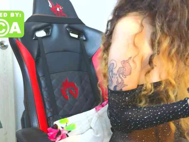 Naughty-Sharon69 webcam