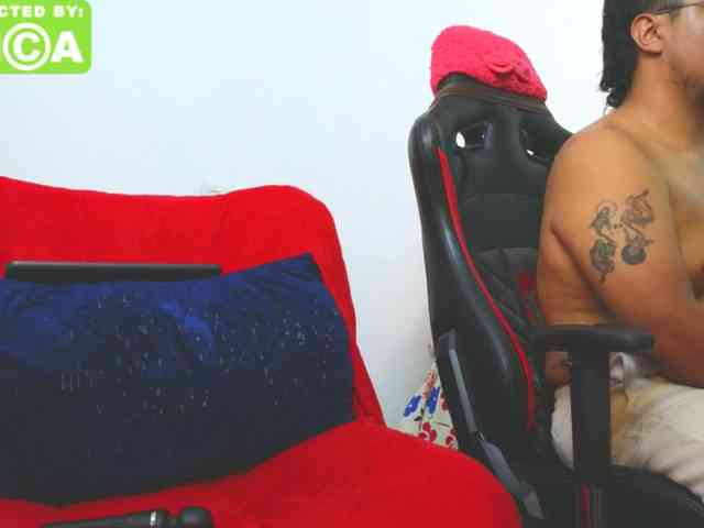 Naughty-Sharon69 webcam