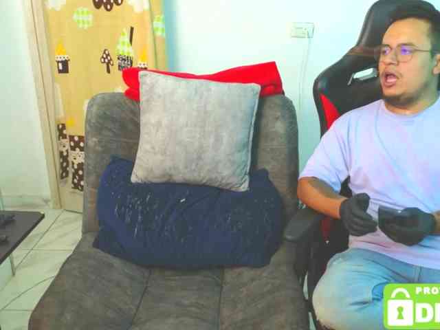 Naughty-Sharon69 webcam