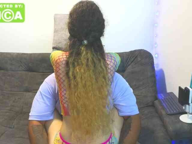 Modelo: Naughty-Sharon69