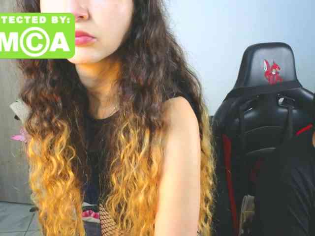 Naughty-Sharon69 webcam