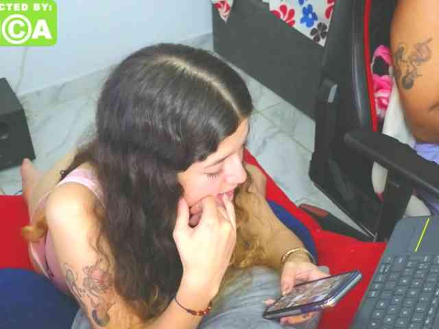 Naughty-Sharon69 webcam