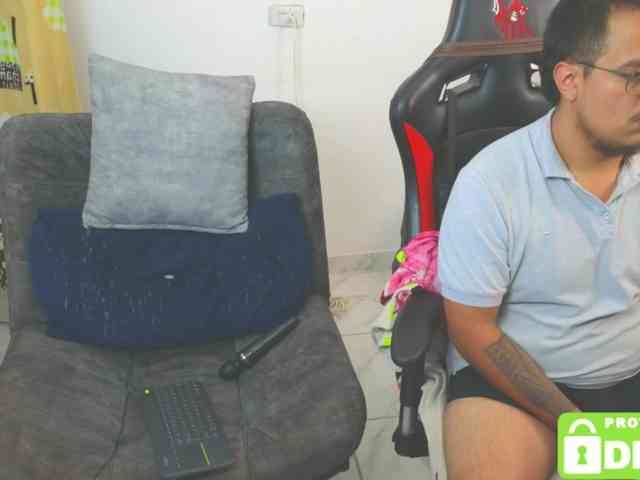 Naughty-Sharon69 webcam