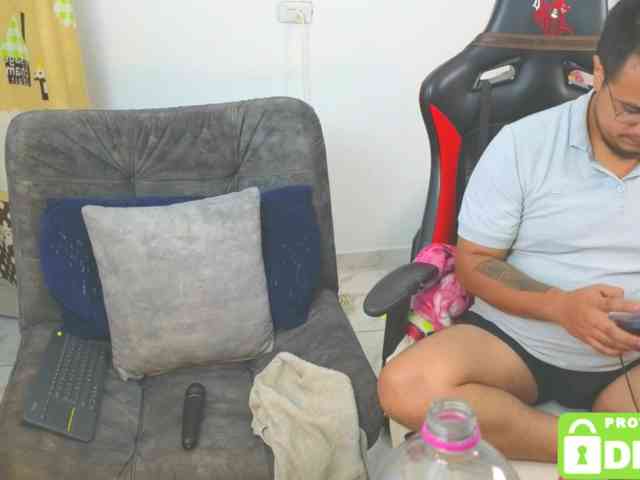 Naughty-Sharon69 webcam