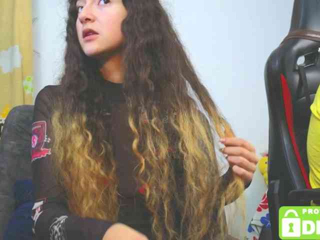 naughty-sharon69's live room