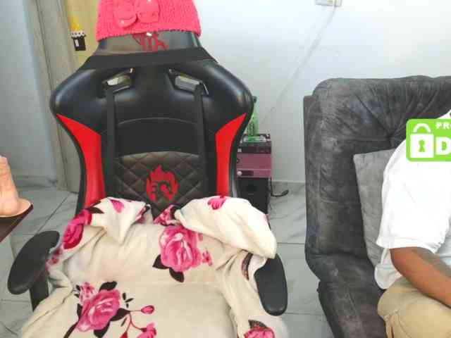 Naughty-Sharon69 webcam