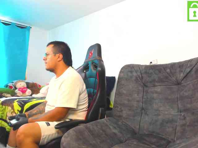 Naughty-Sharon69