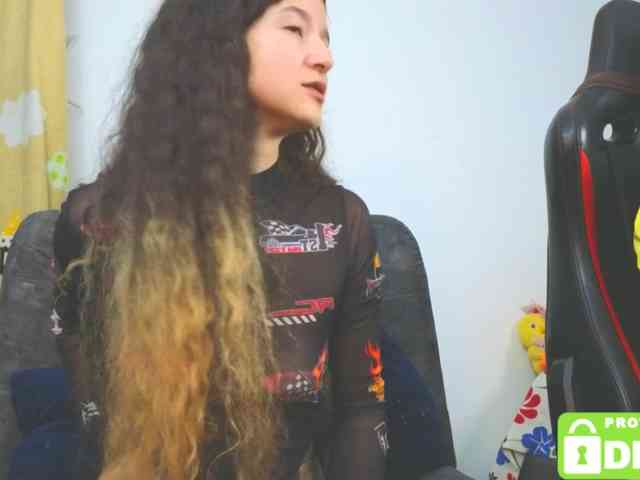 Naughty-Sharon69 webcam