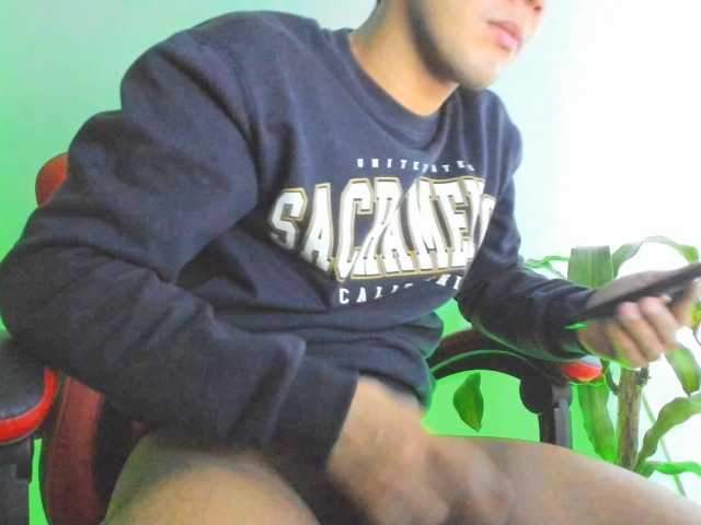 Abelasburgo1, 19 y/o - Live Cam on BongaCams