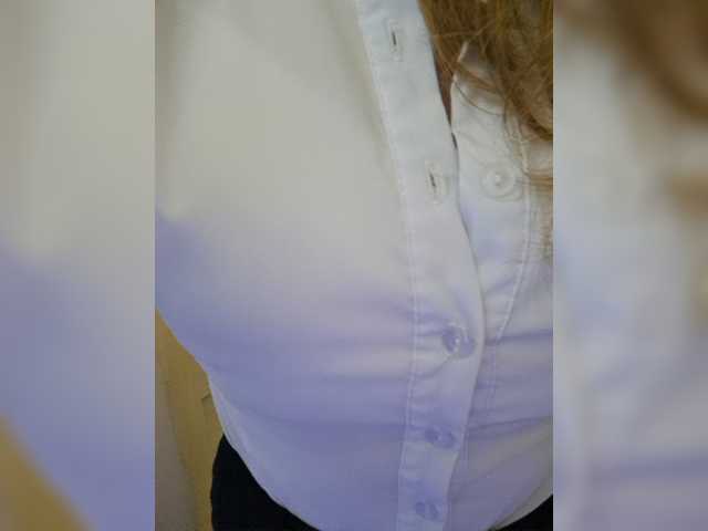 Dream-me-summer live cam on BongaCams