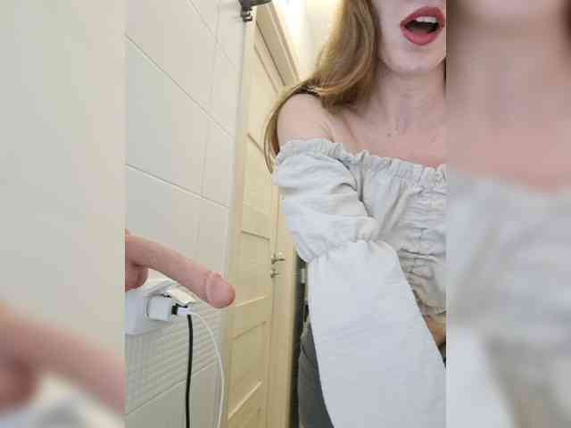 Young-MILF webcam