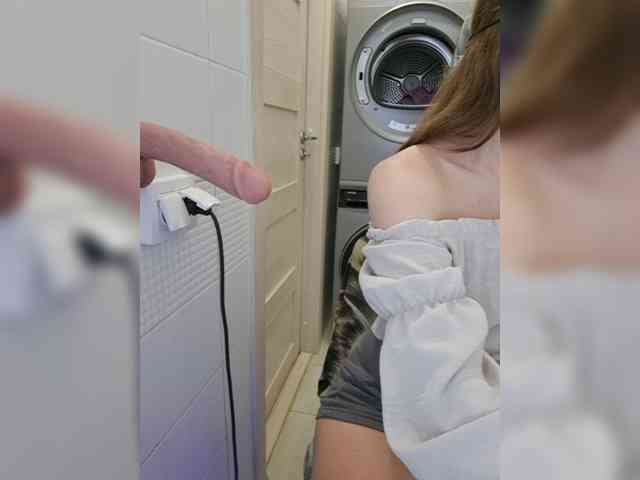 Young-MILF webcam