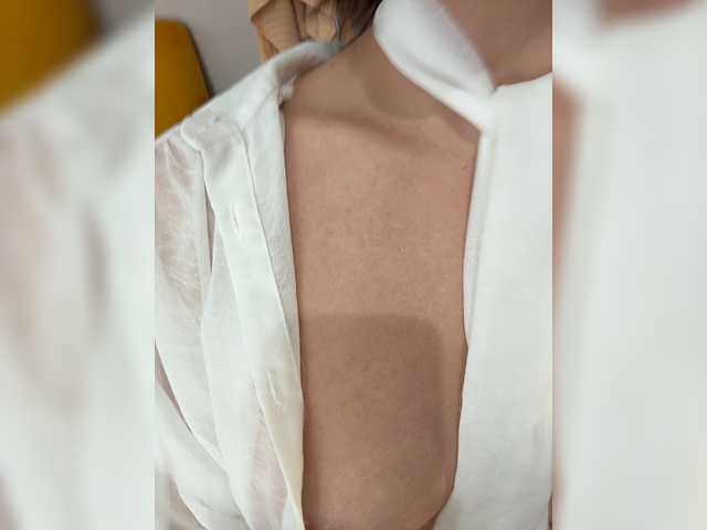 Mia_Wallace live webcam show