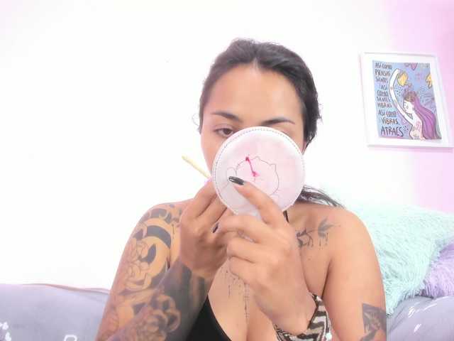 MissSoffiMorel live cam on BongaCams
