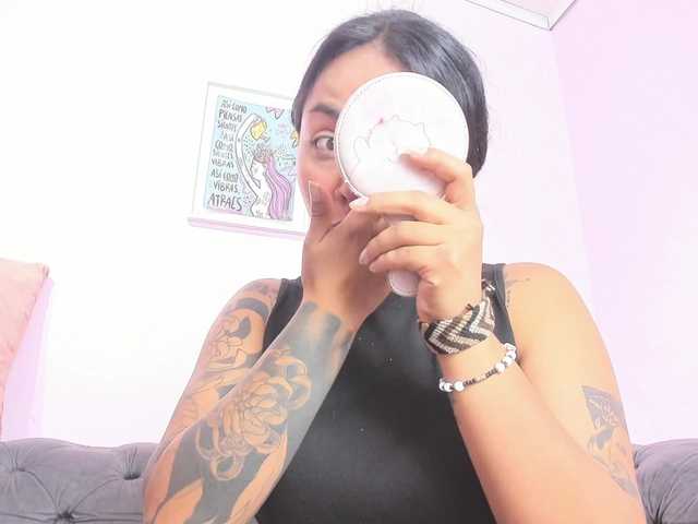 MissSoffiMorel live cam on BongaCams