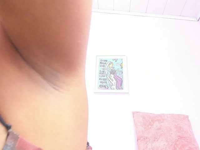 MissSoffiMorel live webcam show
