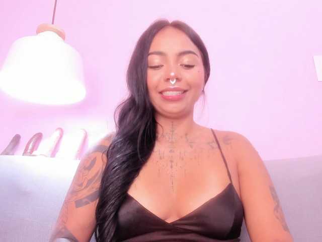 MissSoffiMorel live cam on BongaCams