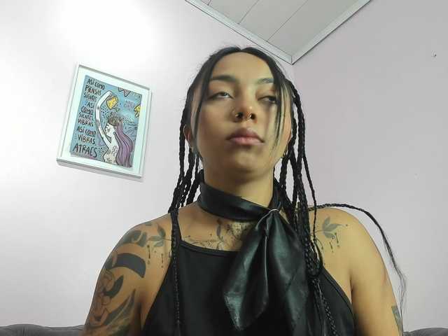 MissSoffiMorel live cam on BongaCams