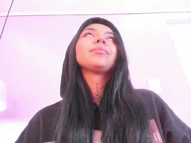 MissSoffiMorel live cam on BongaCams