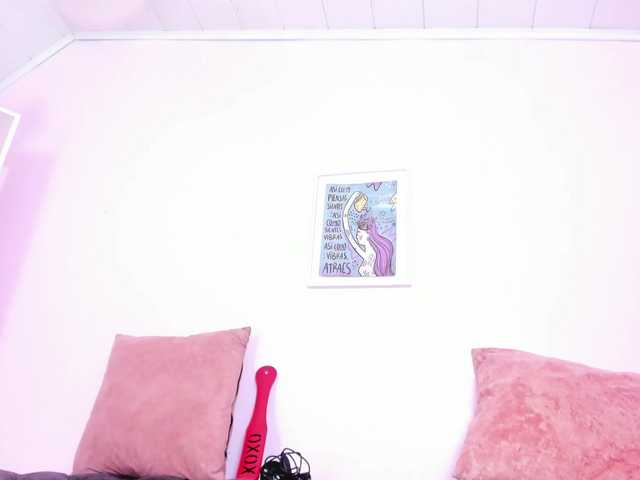 MissSoffiMorel live cam on BongaCams