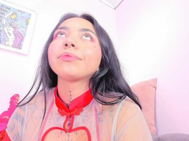 MissSoffiMorel live cam on BongaCams