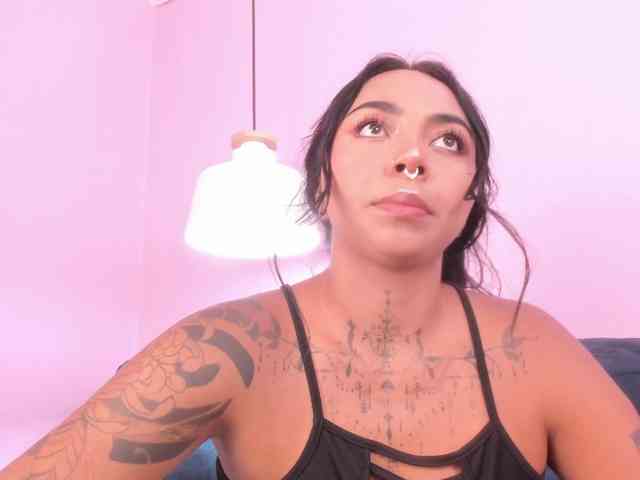 MissSoffiMorel webcam