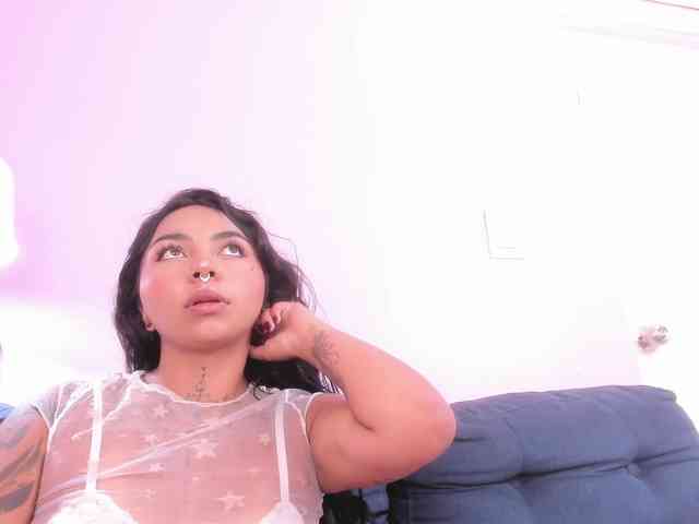 MissSoffiMorel webcam