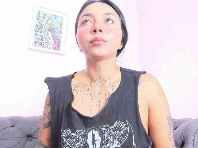 MissSoffiMorel webcam