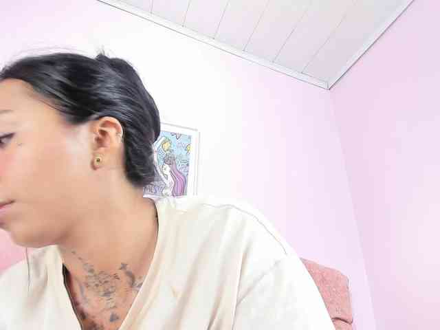 MissSoffiMorel webcam