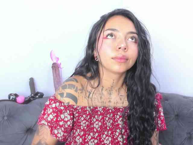 MissSoffiMorel webcam