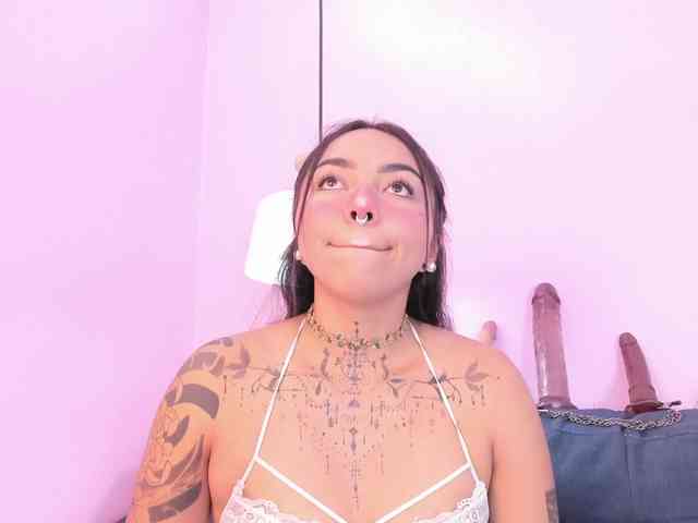 MissSoffiMorel webcam