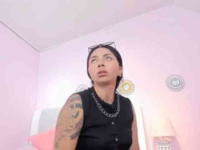 MissSoffiMorel webcam
