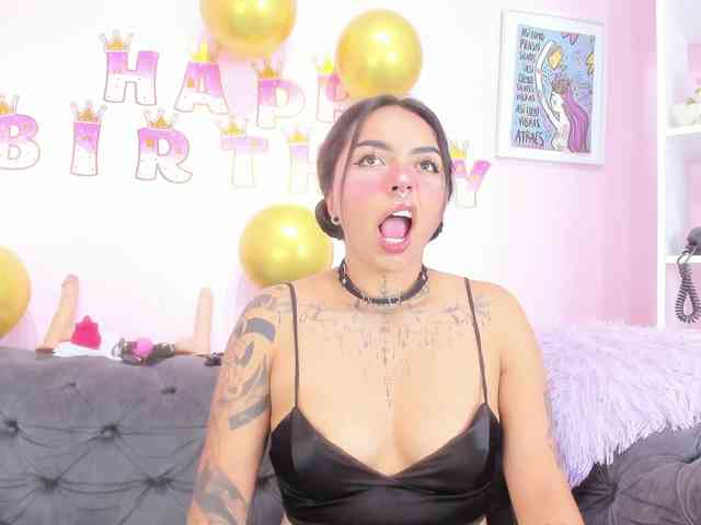 MissSoffiMorel webcam