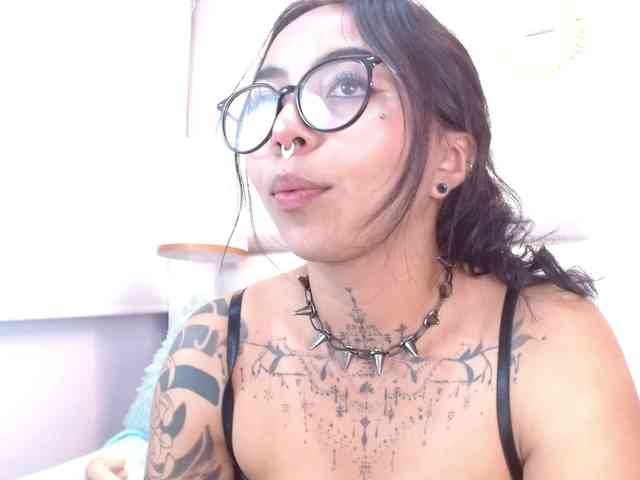 MissSoffiMorel webcam